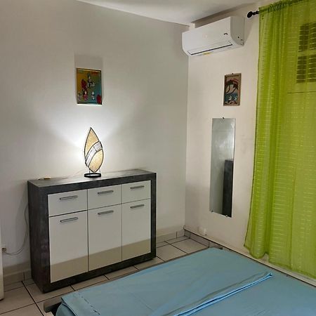Chez Marc Appartement Les Abymes Buitenkant foto