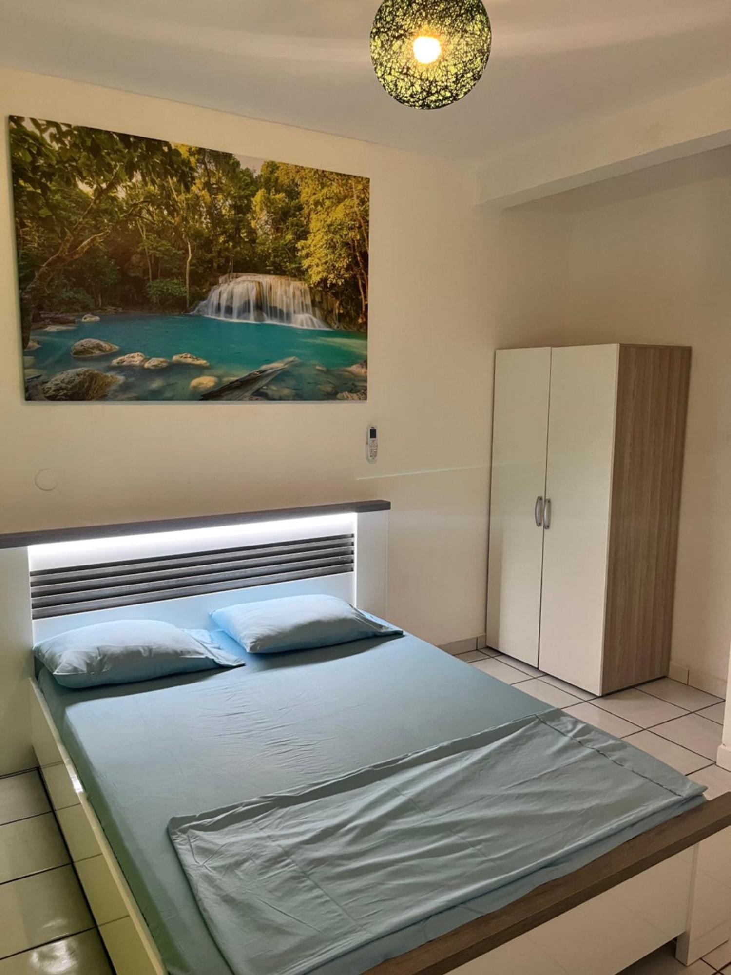 Chez Marc Appartement Les Abymes Buitenkant foto
